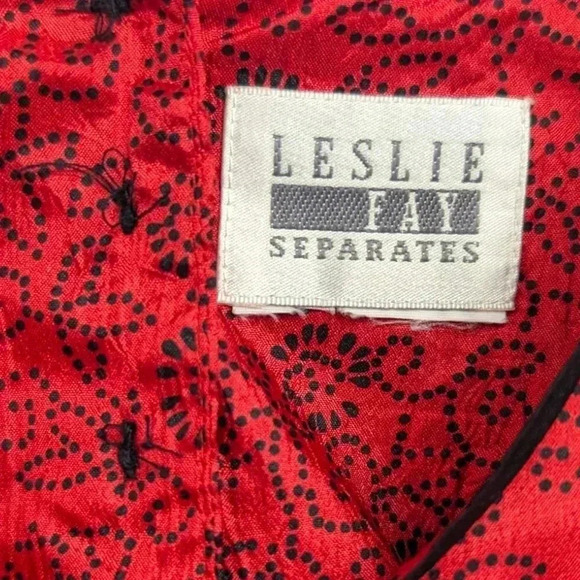V. Leslie Fay Blouse - Picture 7 of 7